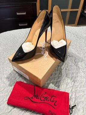 Christian Louboutin Corneille 100MM Black Patent Pointed-Toe Pumps Size 38.5